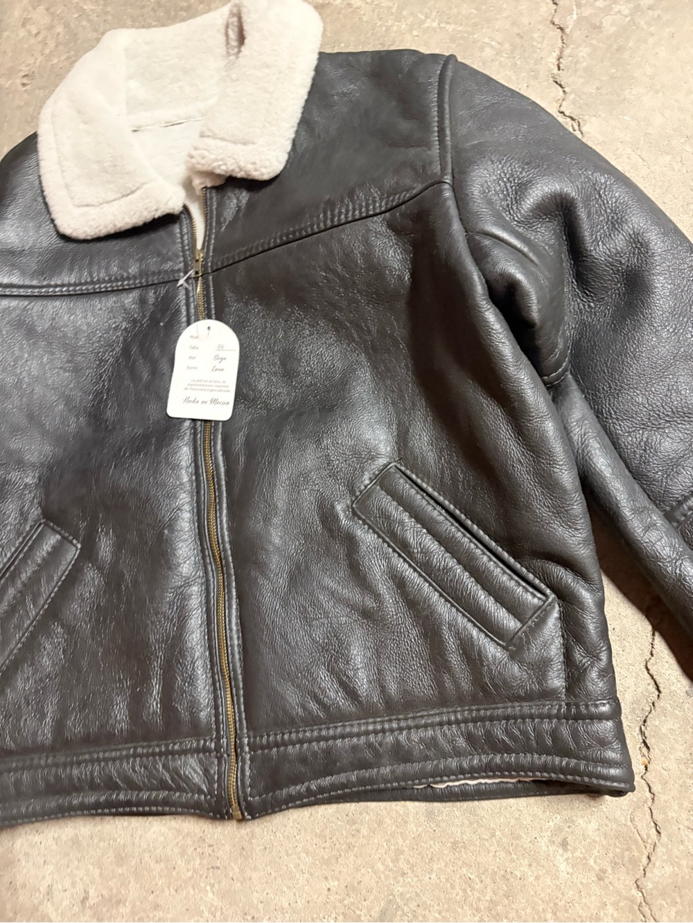 Exclusive sheep men’s black leather shearling - lined zip bomber jacket size 44 - Picture 4 of 13